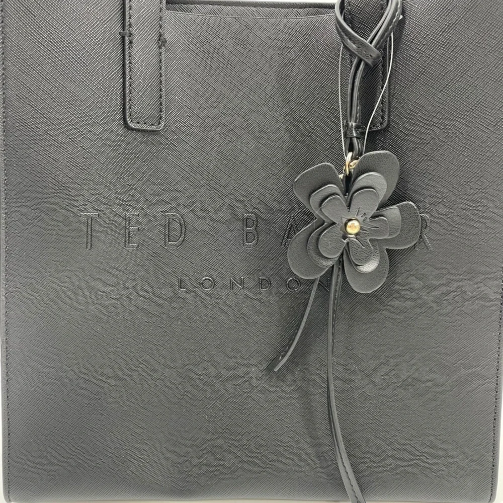 Ted Baker Tote The Icon Bag Womens OS Black‎ Minimalist Floral Charm Luxury NWT